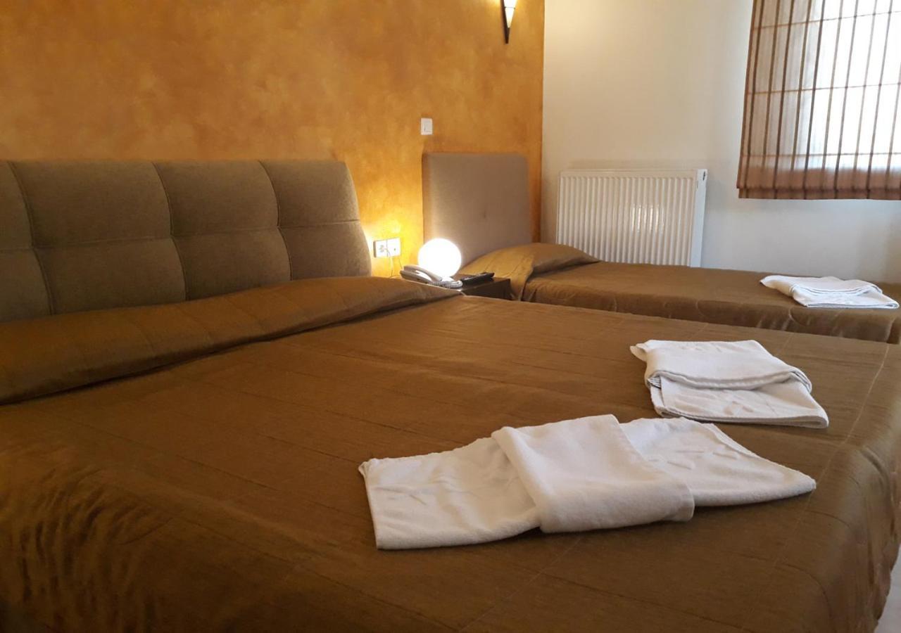 Ahilion Hotel Kalávryta Eksteriør bilde