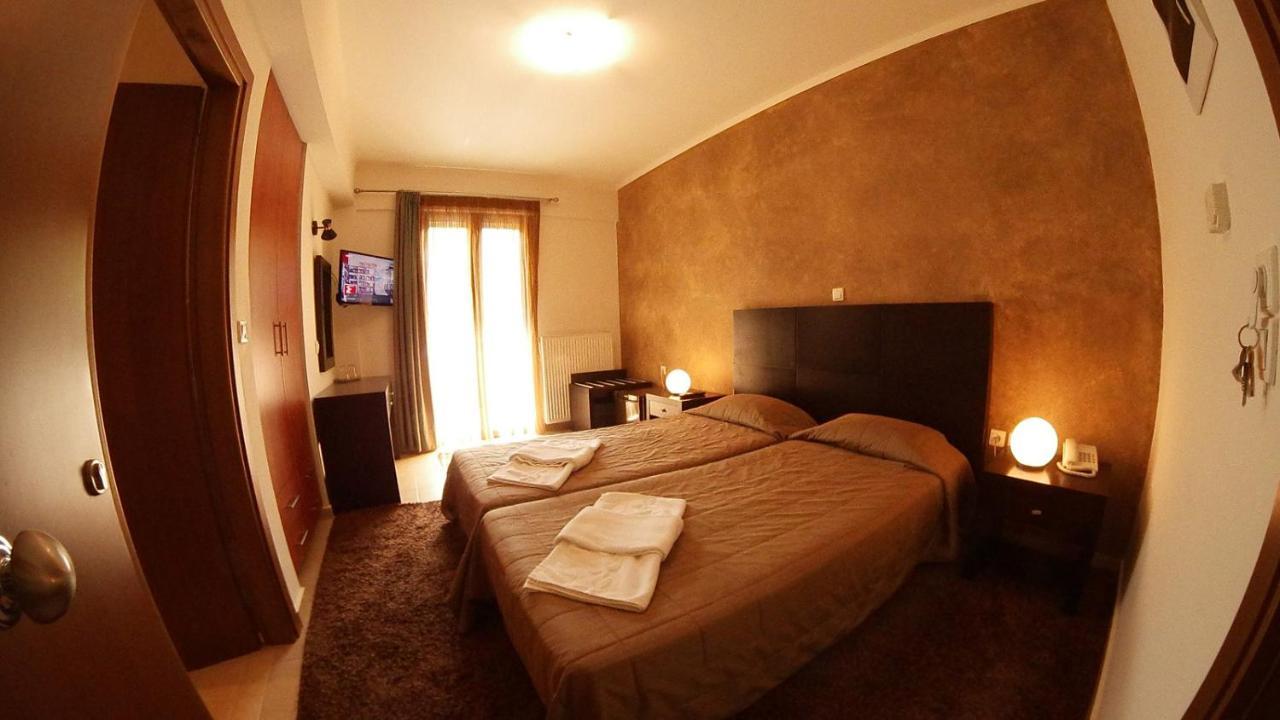 Ahilion Hotel Kalávryta Eksteriør bilde