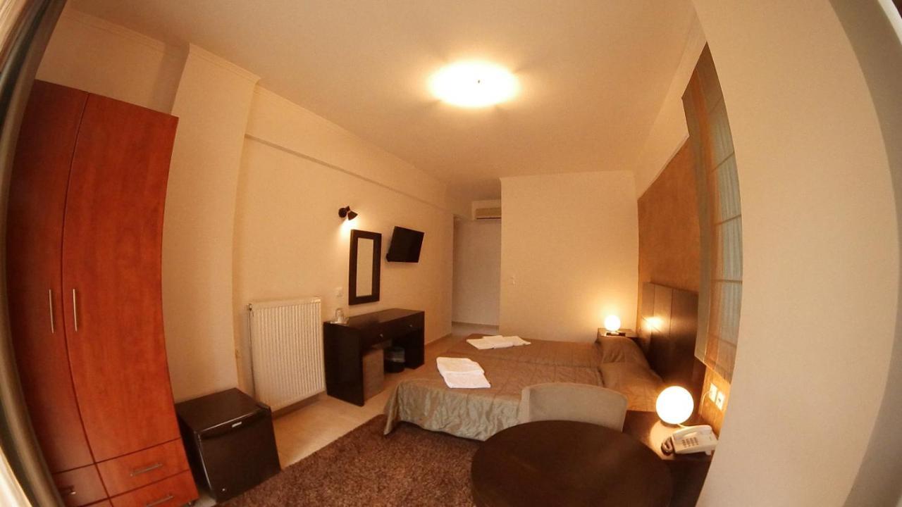Ahilion Hotel Kalávryta Eksteriør bilde
